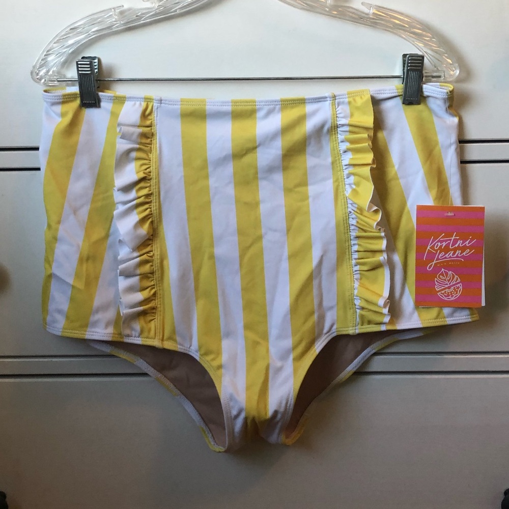 Kortni Jeane 2XL Bottoms NWT